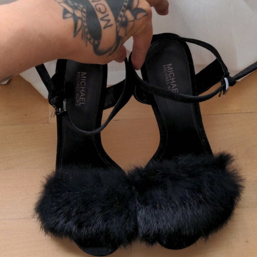 MK Michael Kors  black open toe heels. US 5.5